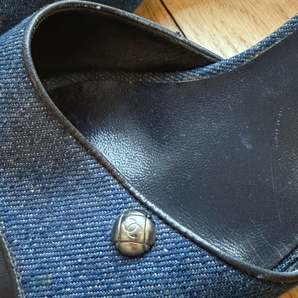 Vintage Chanel Denim Heels - Picture 7 of 14